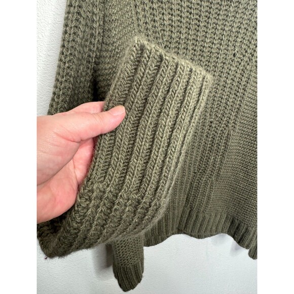Banana Republic Sz M Chunky Mixed Stitch Turtleneck Sweater Tigers Eye Green - Picture 5 of 12